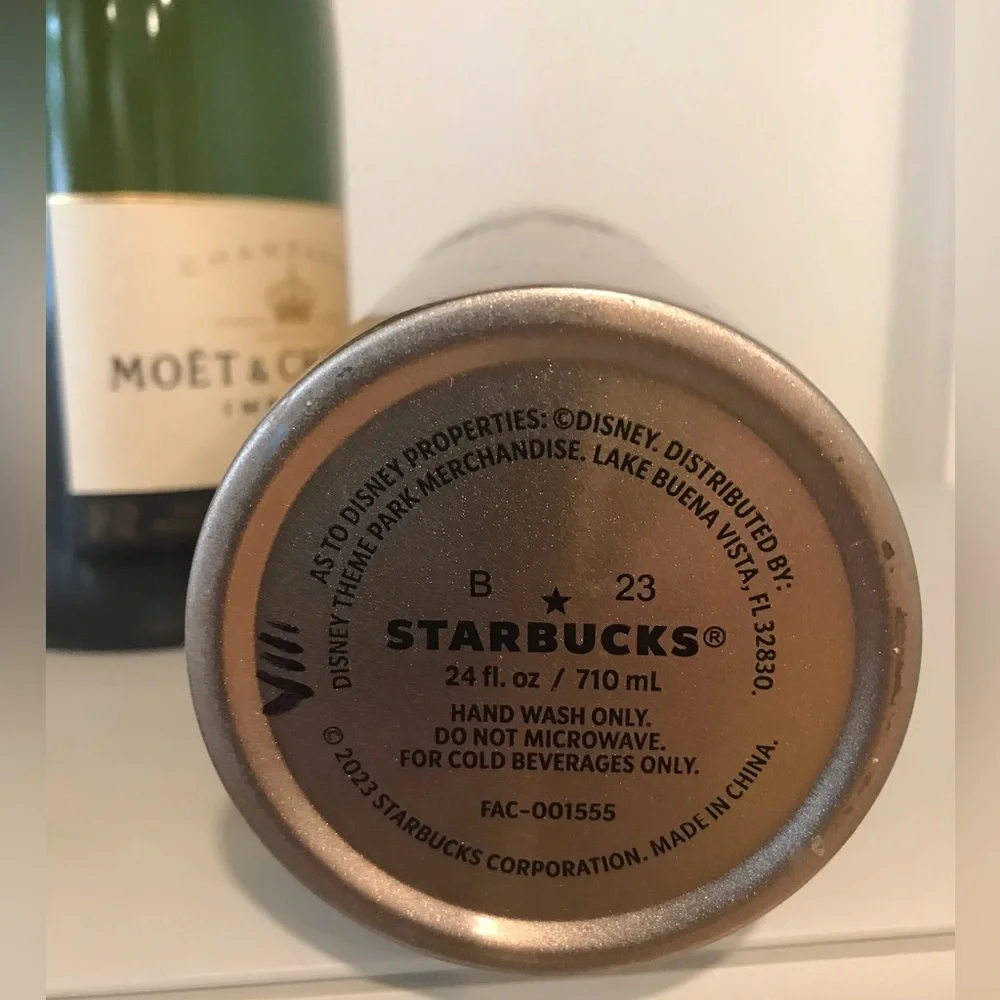 Disney  Starbucks cup - Picture 4 of 5